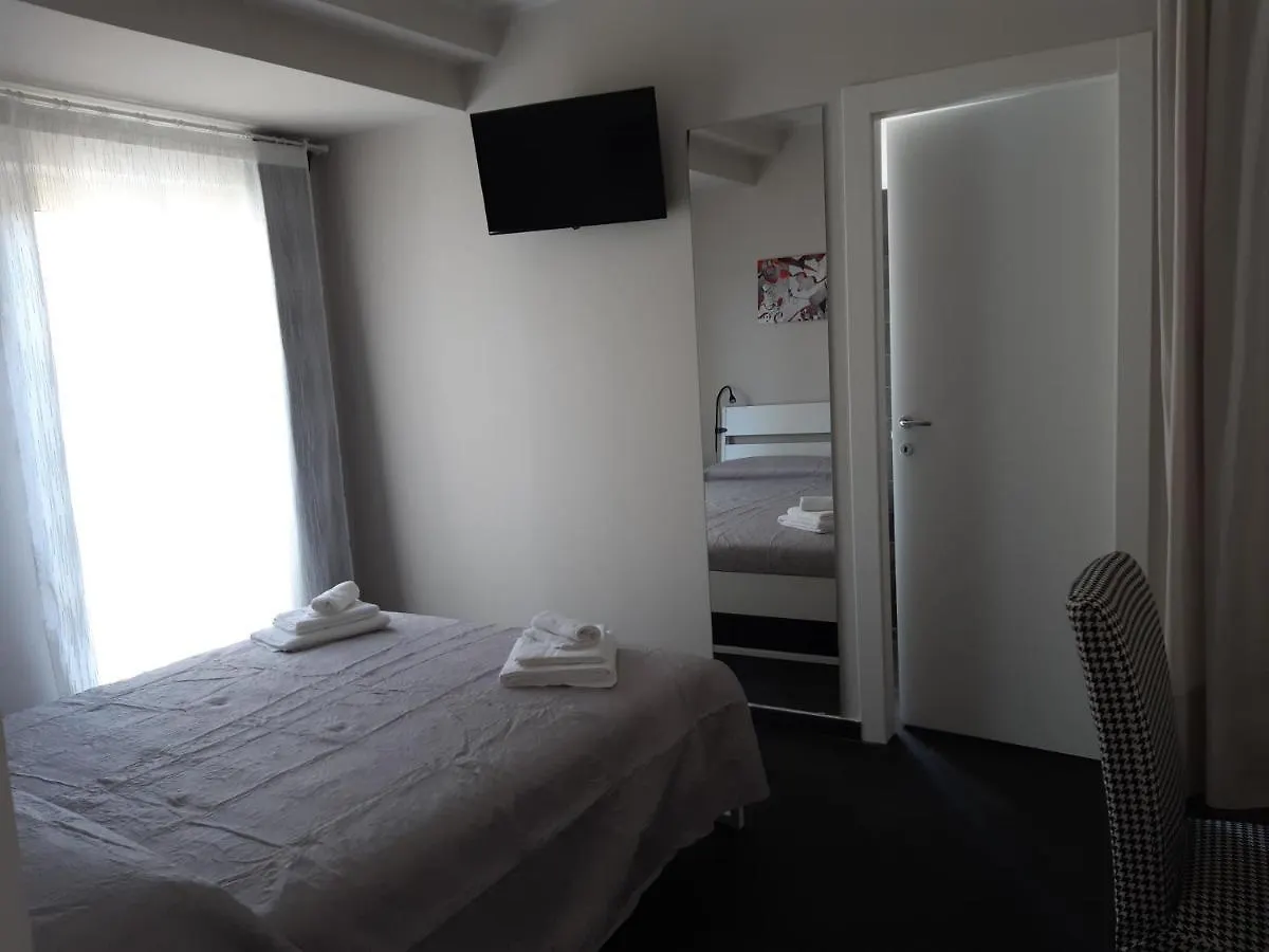Hotel I 3 Principi, Paolo Aeroporto di Catania Fontana Rossa